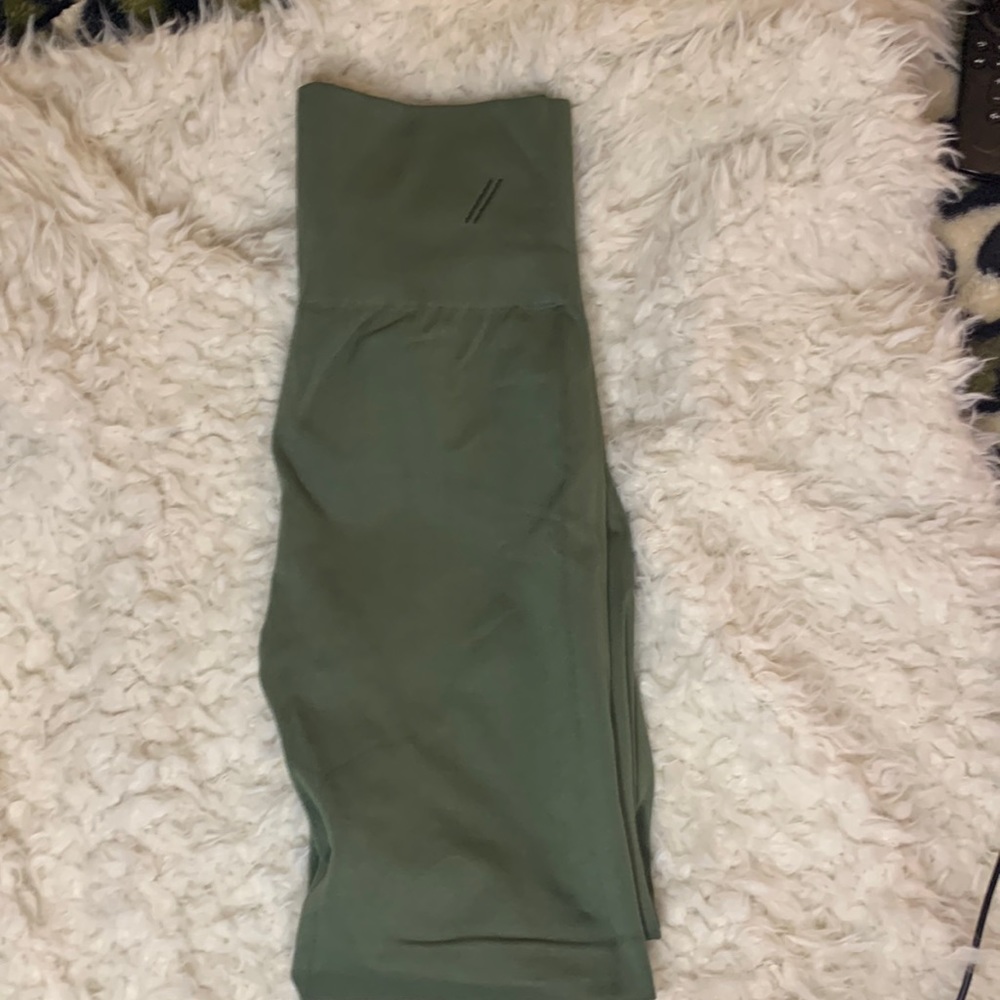 TALA ZINNIA SEAMLESS LEGGING - FOUR LEAF CLOVER